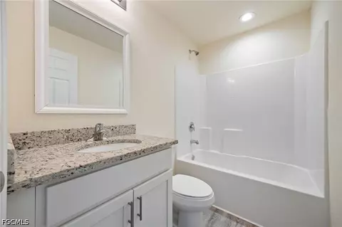 Bath - 3061 Adcock Dr, Labelle, FL 33935 photo 2 of 2