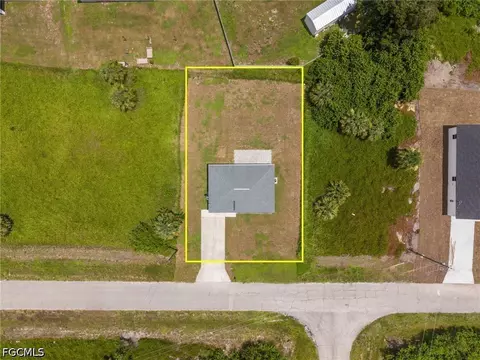View/Area - 3061 Adcock Dr, Labelle, FL 33935 photo 2 of 9