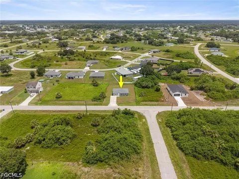 View/Area - 3061 Adcock Dr, Labelle, FL 33935 photo 3 of 9