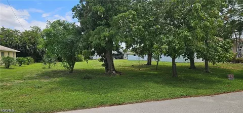 502 SE 17th Ter, Cape Coral, FL 33990