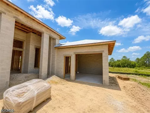 7517 4th Pl, Labelle, FL 33935 photo 3