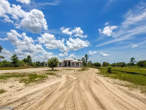 7517 4th Pl, Labelle, FL 33935 photo 2