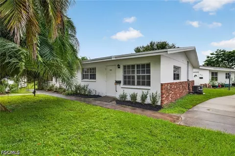 85 Courtington Ln #2, Fort Myers, FL 33919