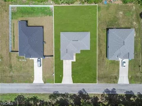 View/Area - 8031 Sandy Cir, Labelle, FL 33935 photo 3 of 14
