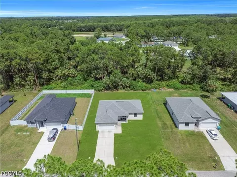 View/Area - 8031 Sandy Cir, Labelle, FL 33935 photo 9 of 14