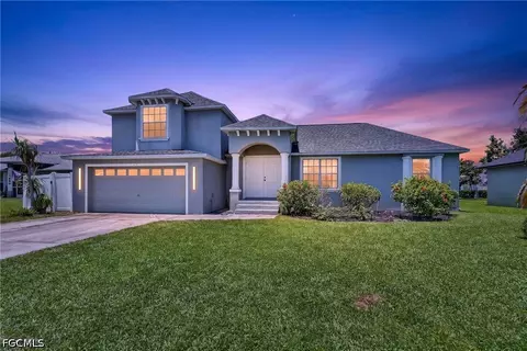 415 SE 15th Ter, Cape Coral, FL 33990