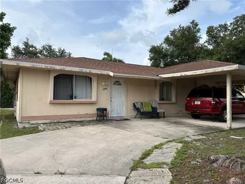 1891 Winkler Ave, Fort Myers, FL 33901