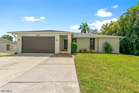 14725 Kimberly Ln, Fort Myers, FL 33908