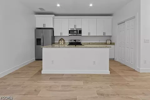 Kitchen - 2008 Robert Ave, Alva, FL 33920 photo 1 of 7