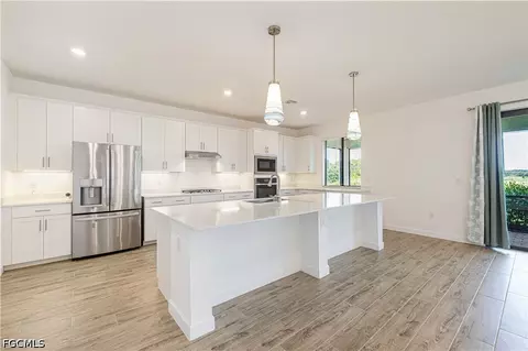 Kitchen - 20933 Napa Loop, Estero, FL 33928 photo 3 of 7