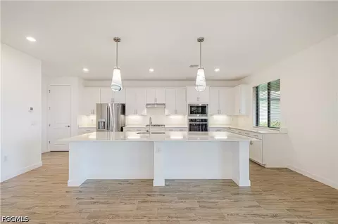 Kitchen - 20933 Napa Loop, Estero, FL 33928 photo 2 of 7