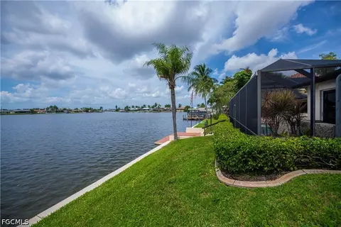 412 Cape Coral Pkwy W, Cape Coral, FL 33914
