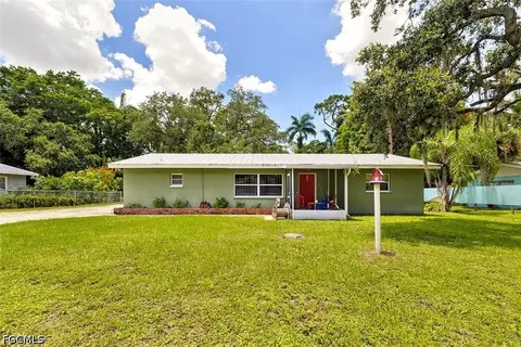 306 Chattanooga Dr, Fort Myers, FL 33905