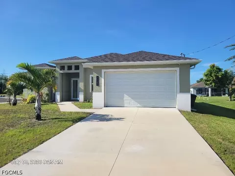 2128 NE 40th St, Cape Coral, FL 33909