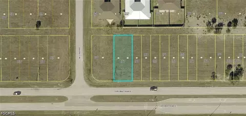 2309 Diplomat Pkwy E, Cape Coral, FL 33909