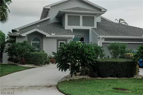 622 SW 52nd St, Cape Coral, FL 33914