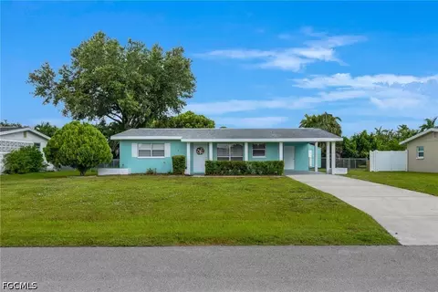 1442 Byron Rd, Fort Myers, FL 33919