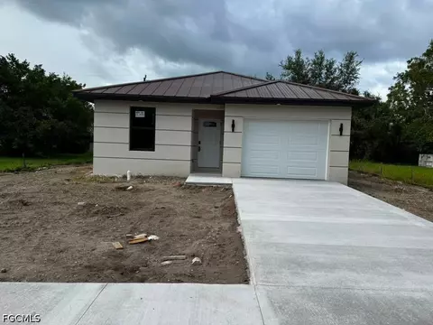 3121 Thomas St, Fort Myers, FL 33916