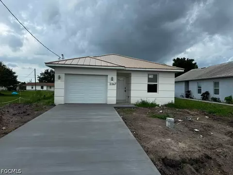 2267 French St, Fort Myers, FL 33916