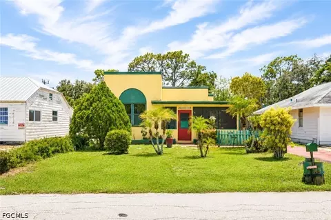 2128 Katherine St, Fort Myers, FL 33901
