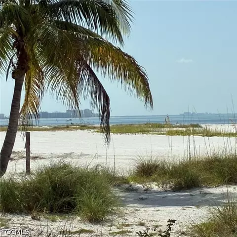 2550 Estero Blvd #12, Fort Myers Beach, FL 33931