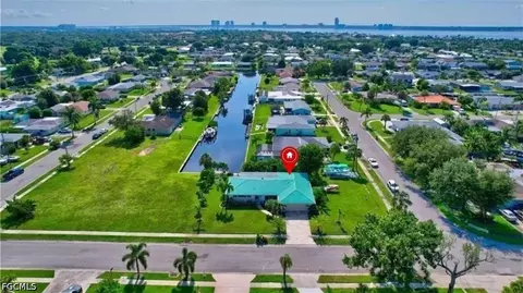 4638 Vinsetta Ave, North Fort Myers, FL 33903