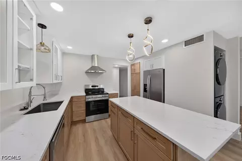 Kitchen - 1730 Bld Egle Dr #A, Naples, FL 34105 photo 8 of 8