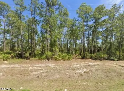 18 Moore Ave, Lehigh Acres, FL 33936