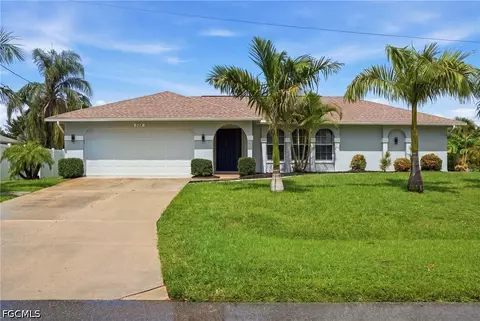 524 SE 8th Pl, Cape Coral, FL 33990