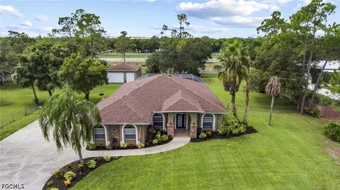11704 Bentwood Ct, North Fort Myers, FL 33917