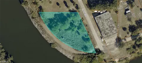 Sandridge Rd, Fort Pierce, FL 34946