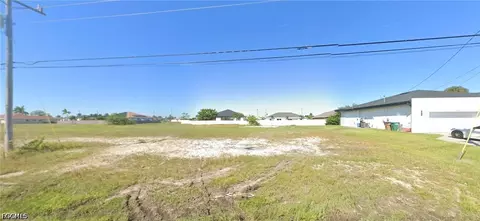 1109 Diplomat Pkwy W, Cape Coral, FL 33993