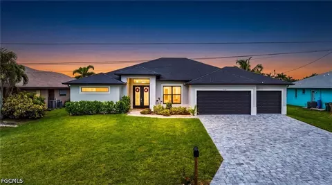 2132 SW 28th Ln, Cape Coral, FL 33914