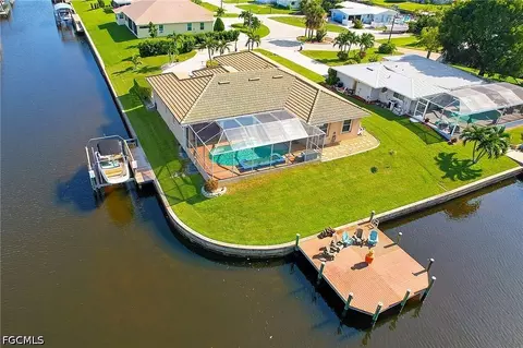 3126 SE 17th Ave, Cape Coral, FL 33904