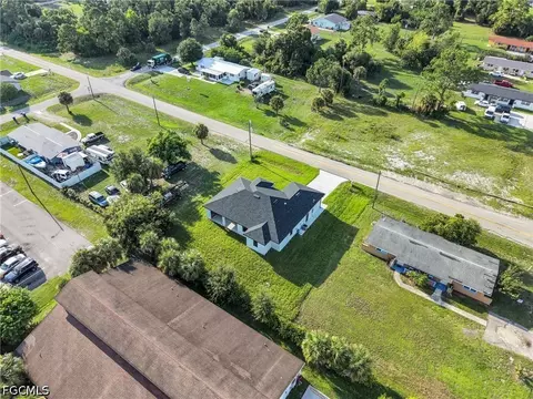 View/Area - 2204 E 7th St, Lehigh Acres, FL 33936 photo 2 of 8