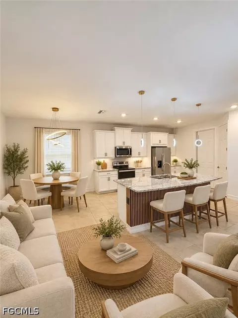 838 NW 2nd St, Cape Coral, FL 33993