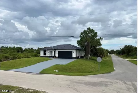 3119 63rd St W, Lehigh Acres, FL 33971