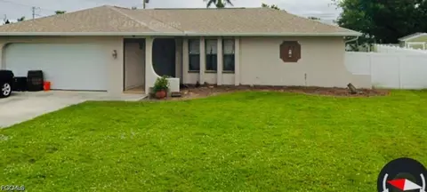 3609 SW 6th Pl, Cape Coral, FL 33914