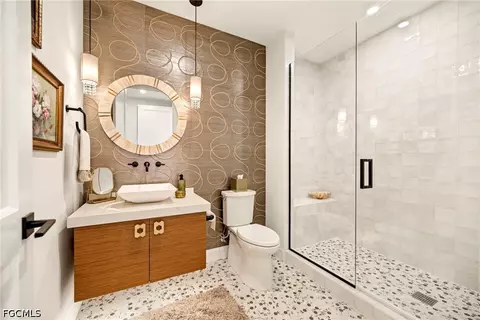 Bath - 1125 Central Ave #560, Naples, FL 34102 photo 7 of 8