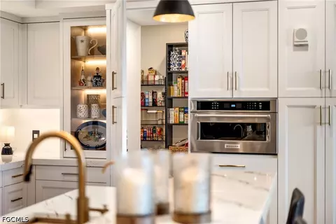 Kitchen - 1125 Central Ave #560, Naples, FL 34102 photo 6 of 7