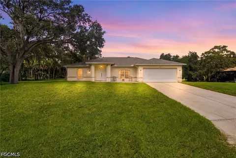 18371 Slater Rd, North Fort Myers, FL 33917
