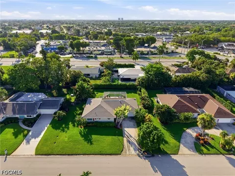 6561 E Town And River Rd, Fort Myers, FL 33919