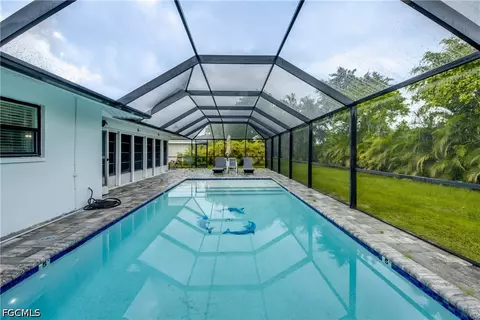 510 SW 51st Ter, Cape Coral, FL 33914