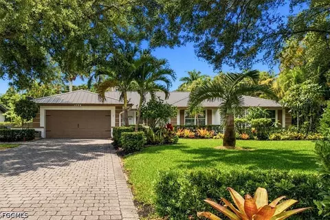 1364 Shadow Ln, Fort Myers, FL 33901