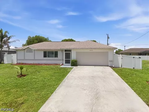 3432 SW 14th Pl, Cape Coral, FL 33914