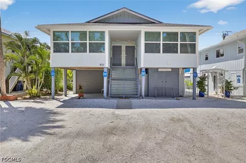 235 Mango St 235237 St #235,237, Fort Myers Beach, FL 33931