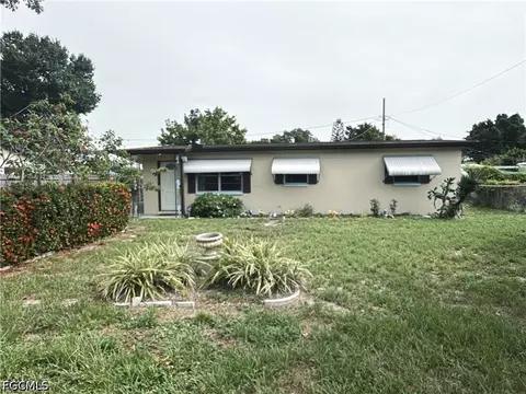 930 Narcissus St, North Fort Myers, FL 33903