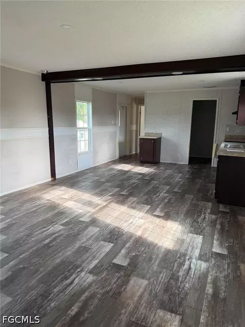 Living - 445 S Quebrada St, Clewiston, FL 33440 photo 1 of 2