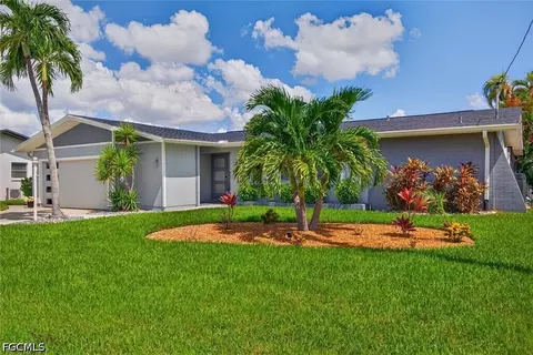 1633 Edith Esplanade, Cape Coral, FL 33904