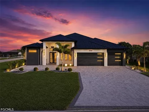 2509 SW 28th Ter, Cape Coral, FL 33914